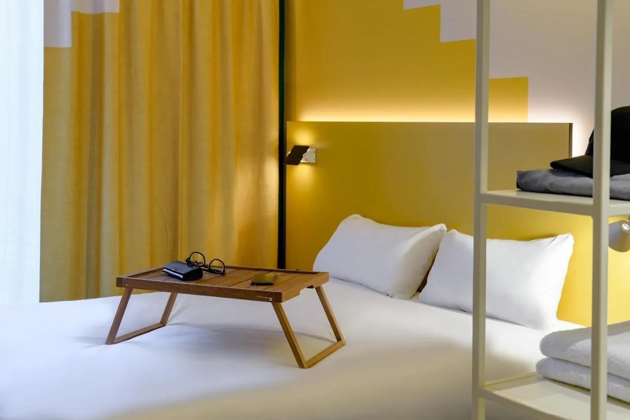 Ibis Styles Zurich City Center Отель